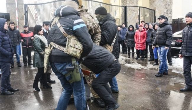 В Одессе произошли столкновения между бойцами Альфы и вьетнамцами