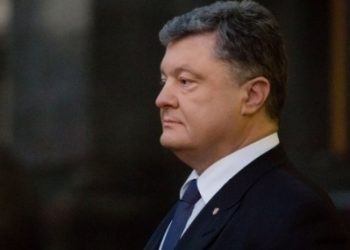 Петр Порошенко призвал бизнес повысить зарплаты работникам