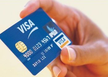 Карты Visa заработали в Крыму