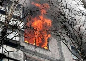 В Киеве во время ликвидации пожара погиб огнеборец