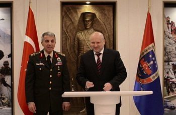 Турчинов призвал Турцию помочь Украине в деоккупации Крымского полуострова