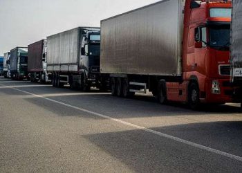 Украина и Россия договорились о взаимном возвращении заблокированного транспорта