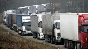 Россия попросила Украину снять ограничения на движение фур