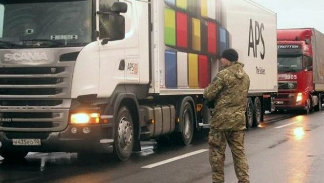 Активисты собираются возобновить блокаду российских фур, - пресса