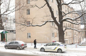 В Киеве неизвестный отобрал у местного жителя более 300 тысяч гривен