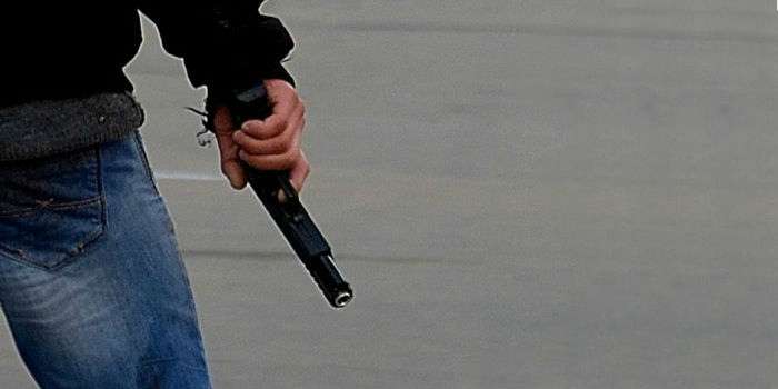 На Позняках в Киеве неизвестные расстреляли мужчину