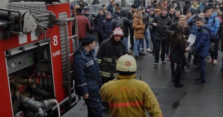 В Киеве горело общежитие