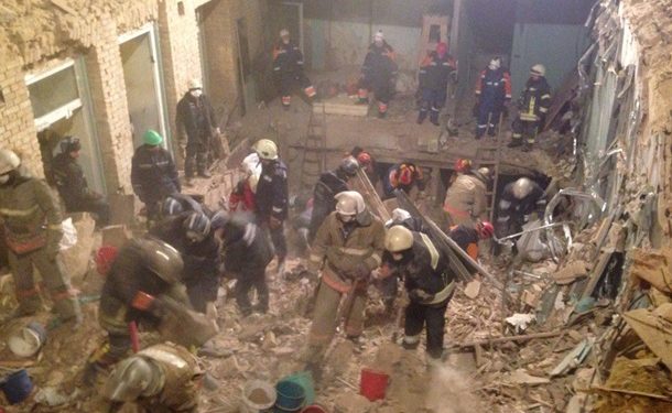 Обвал дома в Киеве: оперативники обнаружили тела еще двух человек