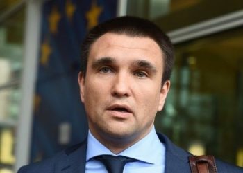 Климкин отправился в Венгрию на встречу с Орбаном