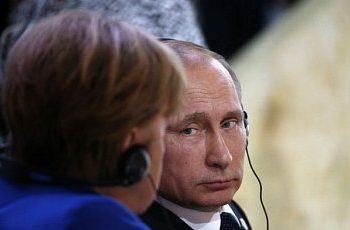Меркель призывает Путина повлиять на террористов в зоне АТО
