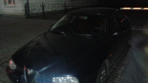 В Киеве вооруженные мужчины напали на авто активистов