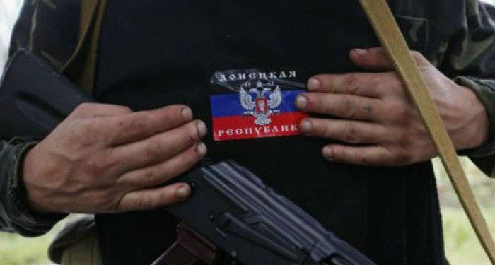Пьяный боевик ДНР въехал на БМП в дом