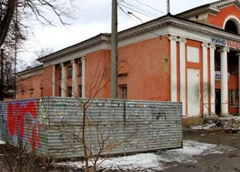 В Одессе неизвестные зарезали мужчину