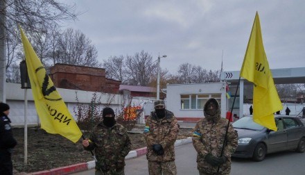 В Одессе люди в балаклавах блокировали работу АЗС, - пресса