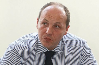 Парубий: Граждане Украины в августе смогут ездить в ЕС без виз