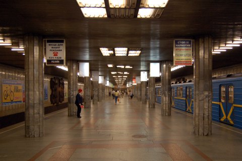 На станции киевского метро «Петровка» скончался пассажир