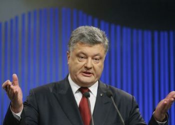 Украинский президент сообщил Байдену об ухудшении ситуации на Донбассе