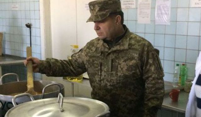 Полсотни недовольных обеспечением cсолдат ВСУ ушли из полигона