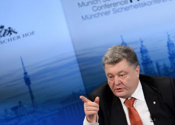 Порошенко рассказал о попытках РФ создать «альтернативную Европу»