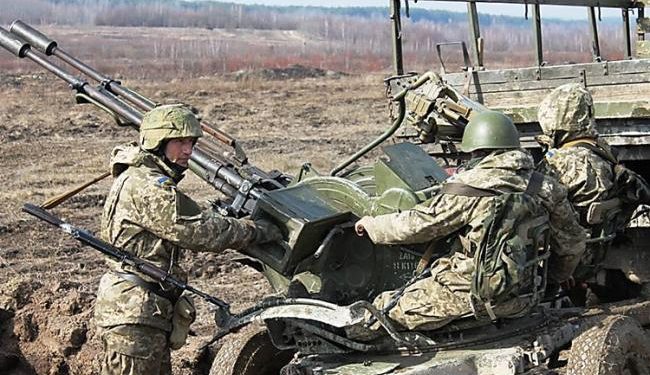 В Трехизбенке бойцы ВСУ обстреляли дом мирной жительницы