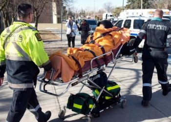 Резня в Канаде: школьница ранила ножом девять человек