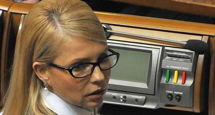Тимошенко требовала не препятствовать россиянам аннексировать Крымский полуостров