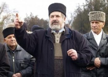 Чубаров: Крымские татары не будут вступать в вооруженную борьбу с оккупантами