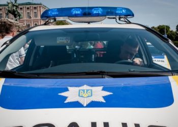 В Ужгороде полицейский на служебной машине сбил пешехода