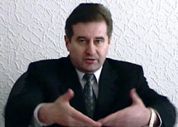 Экс-министра Винского избили и ограбили в собственном доме