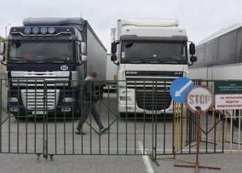 Ночью несколько российских фур пытались прорваться в Закарпатскую область