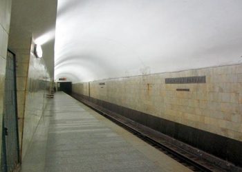 Женщина скончалась в метро в Харькове