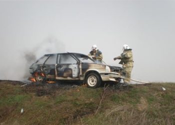 В Херсонской области из-за автомобильного пожара погибла пенсионерка