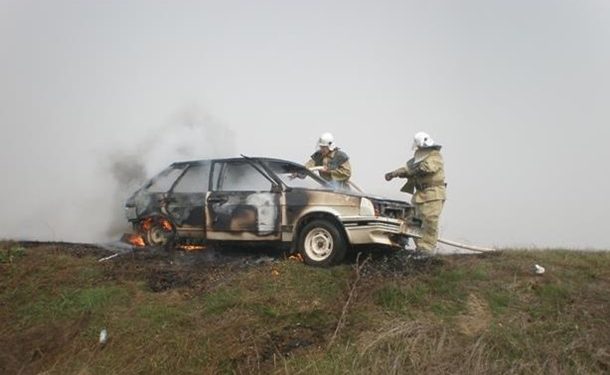 В Херсонской области из-за автомобильного пожара погибла пенсионерка