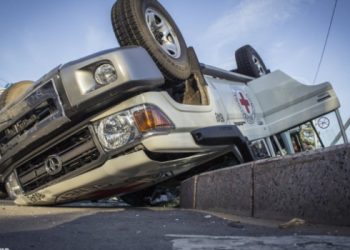 В Донецке перевернулся джип Красного Креста, есть пострадавшие