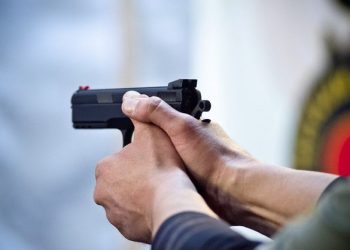 В Киеве возле станции метро Левобережная случилась потасовка со стрельбой