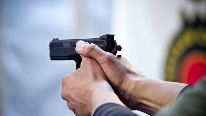 В Киеве возле станции метро Левобережная случилась потасовка со стрельбой