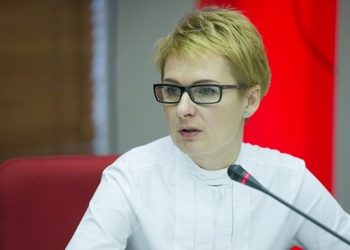 По люстрации уволили почти 900 чиновников, - Минюст