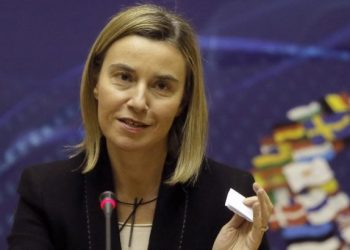 Могерини призвала Россиию освободить Савченко