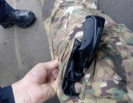 Пьяный мужчина открыл стрельбу в Харькове на детской площадке