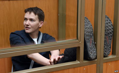 Организм Савченко начал «переваривать сам себя», - адвокат