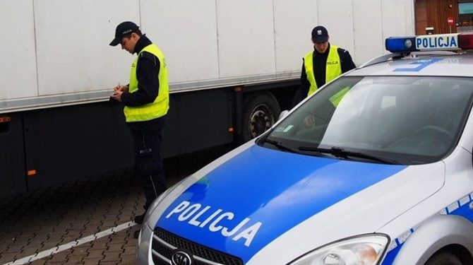 В Польше задержали двух пьяных машинистов поезда