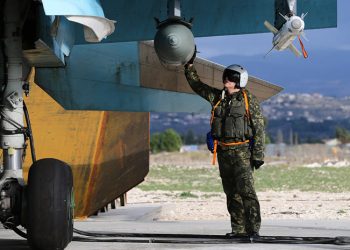 Путин приказал начать вывод воинской группировки РФ из Сирии