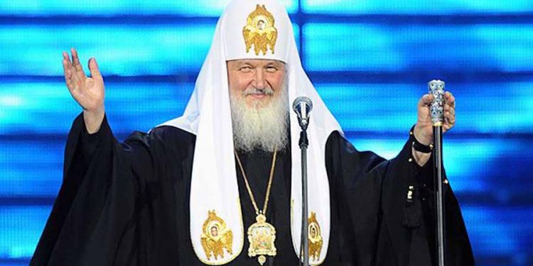 В РПЦ предложили убрать из школьной программы "неприличные" рассказы