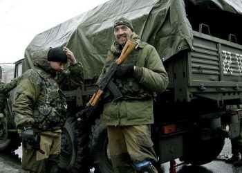 Украинским солдатам удалось уничтожить КАМАЗ боевиков