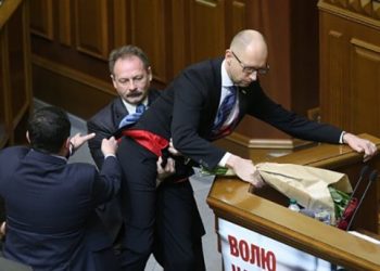 Барну назад приняли в фракцию БПП
