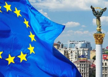 Еврокомиссия предлагает отменить визы для граждан Украины