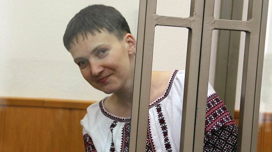 Российские СМИ знают, когда освободят Надежду Савченко