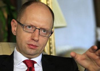 Партия Зеленых собирается подать в суд на Арсения Яценюка