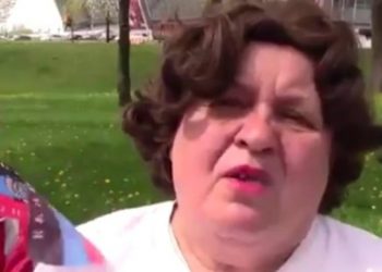 Жительница "ДНР" призывает Путина разбомбить Верховную Раду, - видео