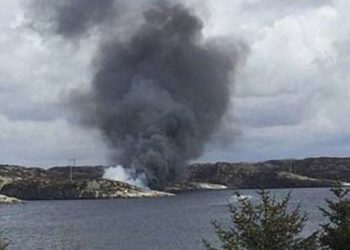 Спасатели нашли тела 11 погибших в крушении вертолета возле Бергена в Норвегии